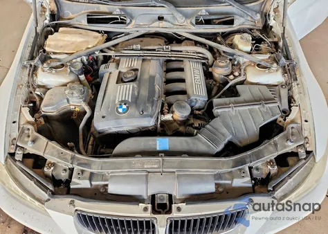 2007 BMW 328 Xi z USA, uszkodzony, nr VIN WBAVC93567KX60180